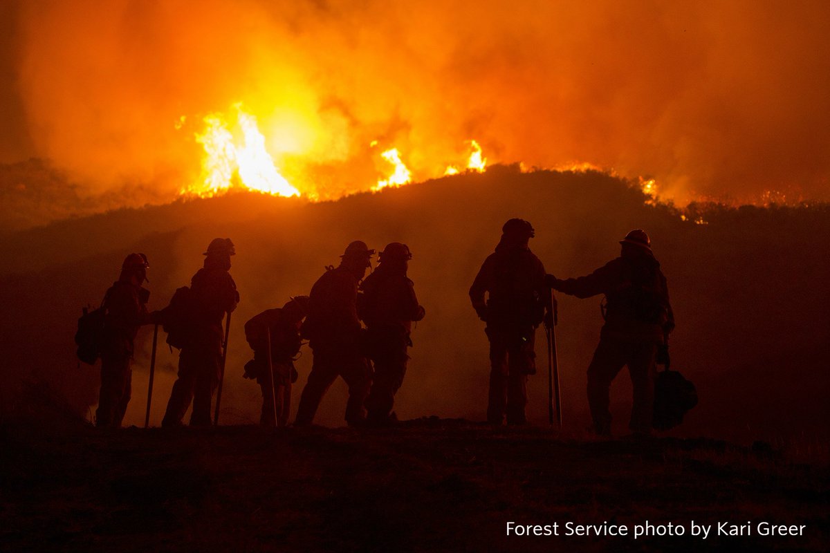nature_wonks's tweet image. America needs a #FireFixNow to let @forestservice stop paying for firefighting with money it needs for #forest health to reduce risks. Speak up with us! bit.ly/wildfirefix