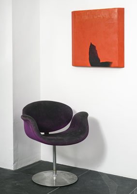 belgravestives's tweet photo. We've a new front page! We have a new exhibition #REVERBERATIONS: Modern Art in St Ives 9-26 Feb 2018, view it here: https://t.co/suxAdOgD0p. Illustrated #TrevorBell #KateNicholson #PatrickHeron + Tulip Chair, Sóley Chair and late 17/early 18th Century bench with Phethean jug. https://t.co/2XaiQ61OnV