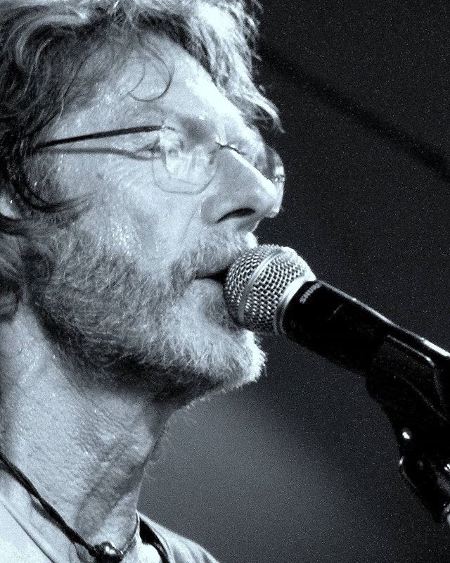 cgriffywrites's tweet photo. Sam Bush at @Bonnaroo. Sad to see the Bluegrass Situation not there this year.
#bonnaroo #nashville #thefarm #americana #concertphotography #instagood #Americanafest #festival #roofus #bluegrasssituation https://t.co/Phas7n03qs https://t.co/4vDVSB52fo