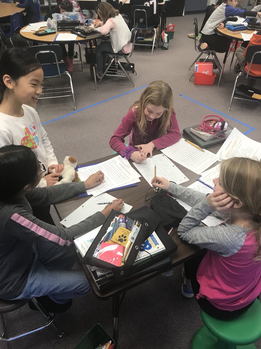 ncounihan27's tweet photo. 3rd graders building relationships with buddy biographies in writers’ workshop @A_Gregory3 #D60learns #writingworkshop https://t.co/V7XDM9fTh8