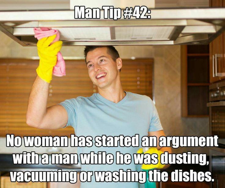 tidy_living's tweet photo. Keep your hands busy and you'll be safe. #TidyLiving #ManTips #Chores #MomLife #Declutter #Organization #Cleaning #FridayFunny #TGIF #HomeOrganization #Dusting #Vacuuming https://t.co/9TZt6wphZc