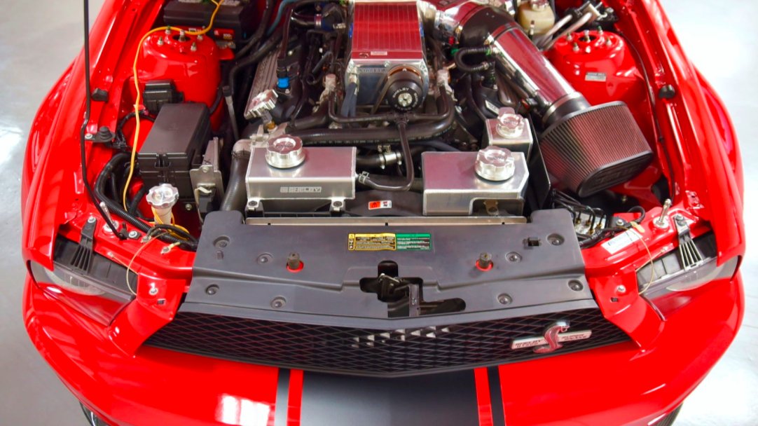 mecum's tweet photo. This 🐍 is supercharged!

https://t.co/wlOQIfPGRx 
#MecumLA #LA #WhereTheCarsAre https://t.co/wOGdncQwA7