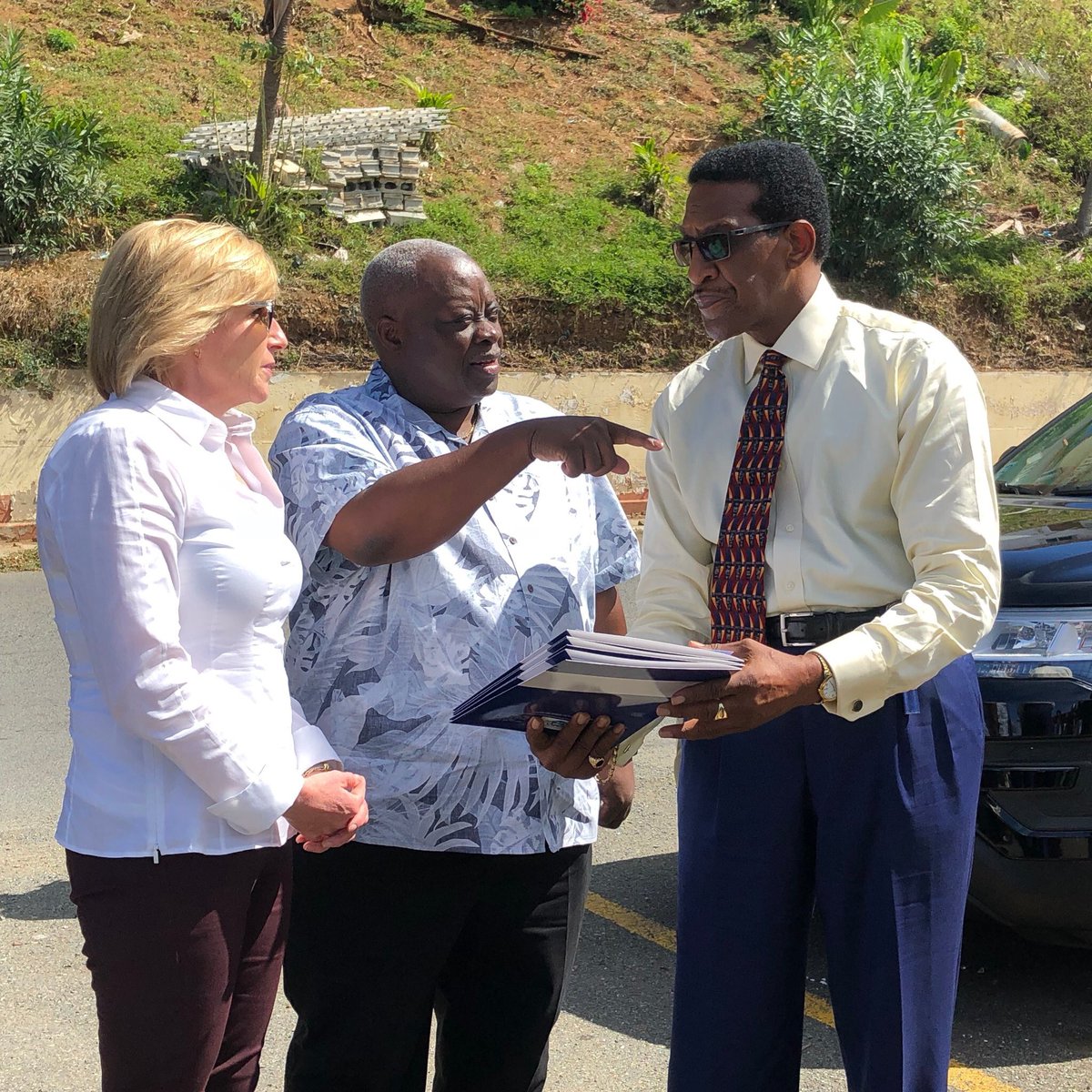 GovernorMapp's tweet photo. Touring hurricane ravage Tutu Highrise Housing Community with @HUDgov Deputy Secretary Pam Patenaude and Robert Graham, Executive Director of the VI Housing Authority. #USVI #usvistrong #recovery #rebuilding https://t.co/Ott8UblPfK