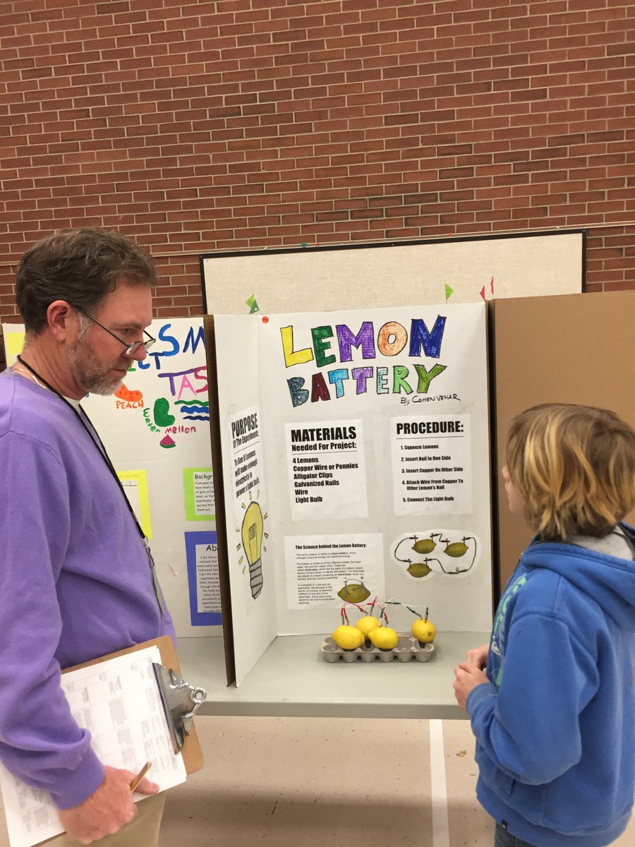STEMinMotion's tweet photo. Members of the #UtahSTEMBus visited Emerson Elementary School yesterday to help judge their Science Fair Projects! The top ten students will move on to Districts next week! #utahsciencefair #STEMeducation #STEMactioncenter https://t.co/fiK3BGXInc