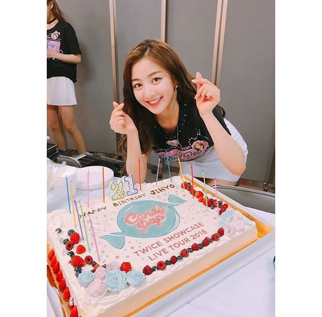 twicebr's tweet photo. [#TWICETAGRAM] 020218 Atualização no instagram do TWICE https://t.co/px5MYFYPcG