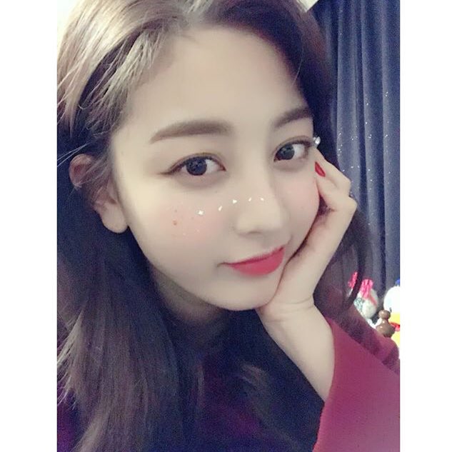 twicebr's tweet photo. [#TWICETAGRAM] 020218 Atualização no instagram do TWICE https://t.co/px5MYFYPcG