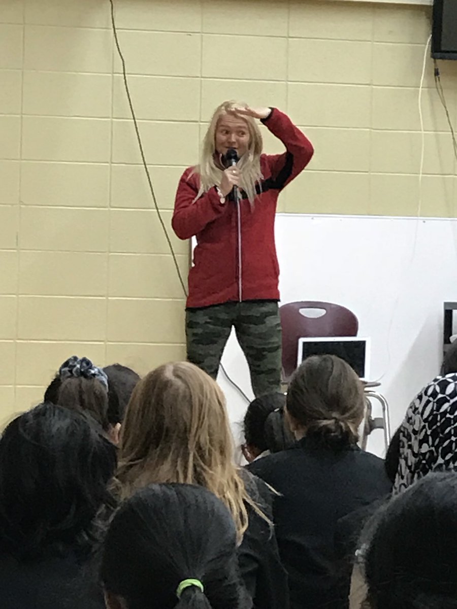 We’re so lucky to have Mercedes Nicoll, the Canadian halfpipe snowboarder, sharing her storey with the grade 4s and 5s. #snowboard #halfpipe #inspiration #resilience #determination #power
