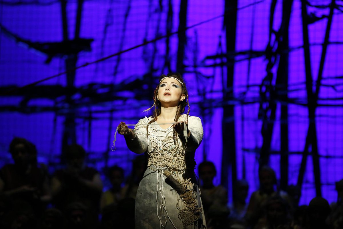 GRANDE DEBUTTO AL TEATRO CARLO FELICE DI GENOVA PER DESIRÉE RANCATORE IN “NORMA” - Federico Scataburlo <a href="/rancatoreweb/">Desirée Rancatore</a> #Norma #Genova #opera #lirica <a href="/CarloFeliceGe/">Teatro Carlo Felice</a> #Bellini #ClassicalMusic musicandosite.com/grande-debutto… via <a href="/Musicandosite1/">Musicandosite</a>