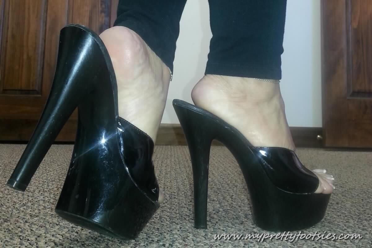 My Pretty Tootsies On Twitter Shoe Porn At Its Finest Cum Join Me