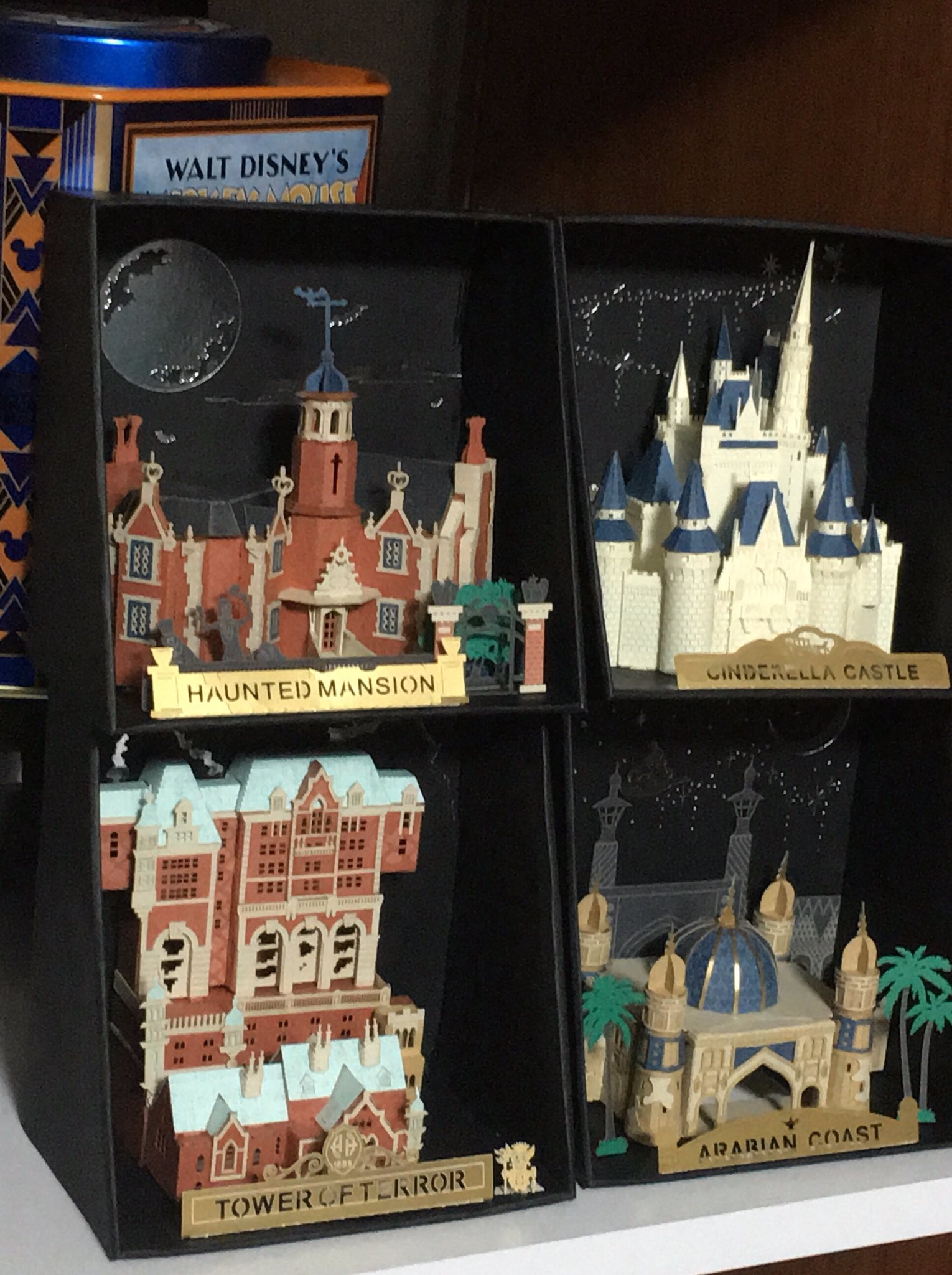 みーあ ペーパーnano四種完成٩ W و シンデレラ城 アラビアンコースト ホーンテッドマンション タワー オブ テラー 一つ作るのにだいたい5 6時間かな ようやった自分 ౪ ランドで買ったのこれで全部だけどまだある