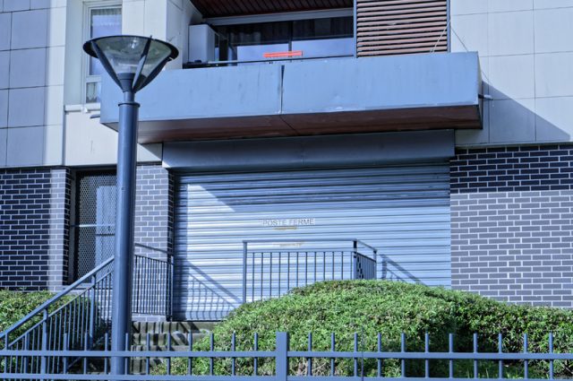 LeBondyBlog's tweet photo. 🔴 Aulnay-sous-Bois : un an après, les habitants racontent l'avant et l'après "Affaire Théo" - de @Kozi_P et @arno237 

➡️ https://t.co/DtYfw63Wk9 https://t.co/IKb1iwuD5r
