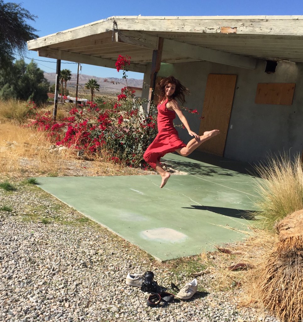 eyoalha's tweet photo. My trusty photo assistant @jleon293 snapped this great shot of me doing jumping selfies. As you can see, it is a high tech process. My shoe is my tripod @jumpforjoyphoto @thepscc artist residency #shareyourjoy #psjumpforjoy #jumpforjoyphotoproject https://t.co/lYIbS3AtGL