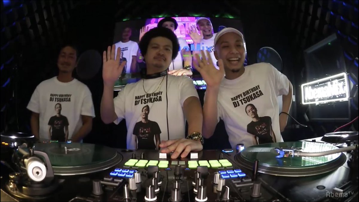 tomimattic's tweet photo. BLACK HAZEファミリー😎😎😎
#AbemaMix #BLACKHAZE #DJSAH #DJTSUKASA #YouKid https://t.co/EaCjqdEyEy
