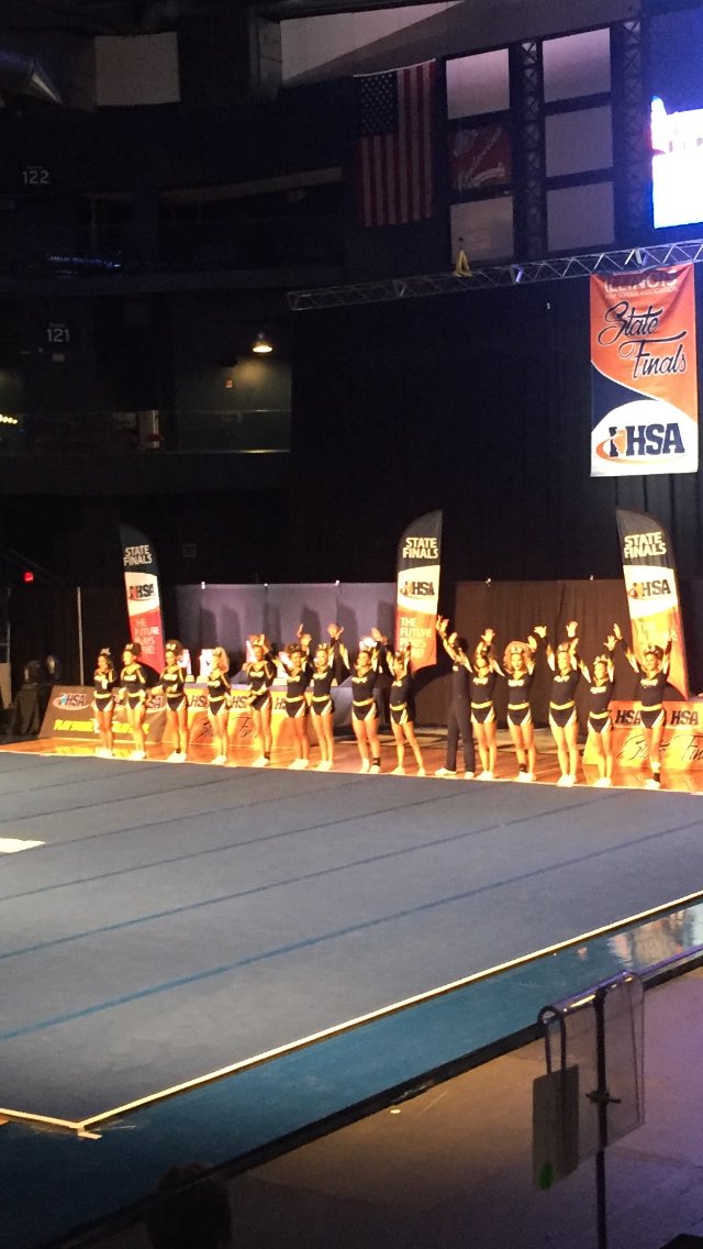 LemontAD's tweet photo. Really enjoyed watching @LemontCheer  today! #SimplyLOLA #GoLemont #blueribbonSchool https://t.co/NI7TrMmk3d