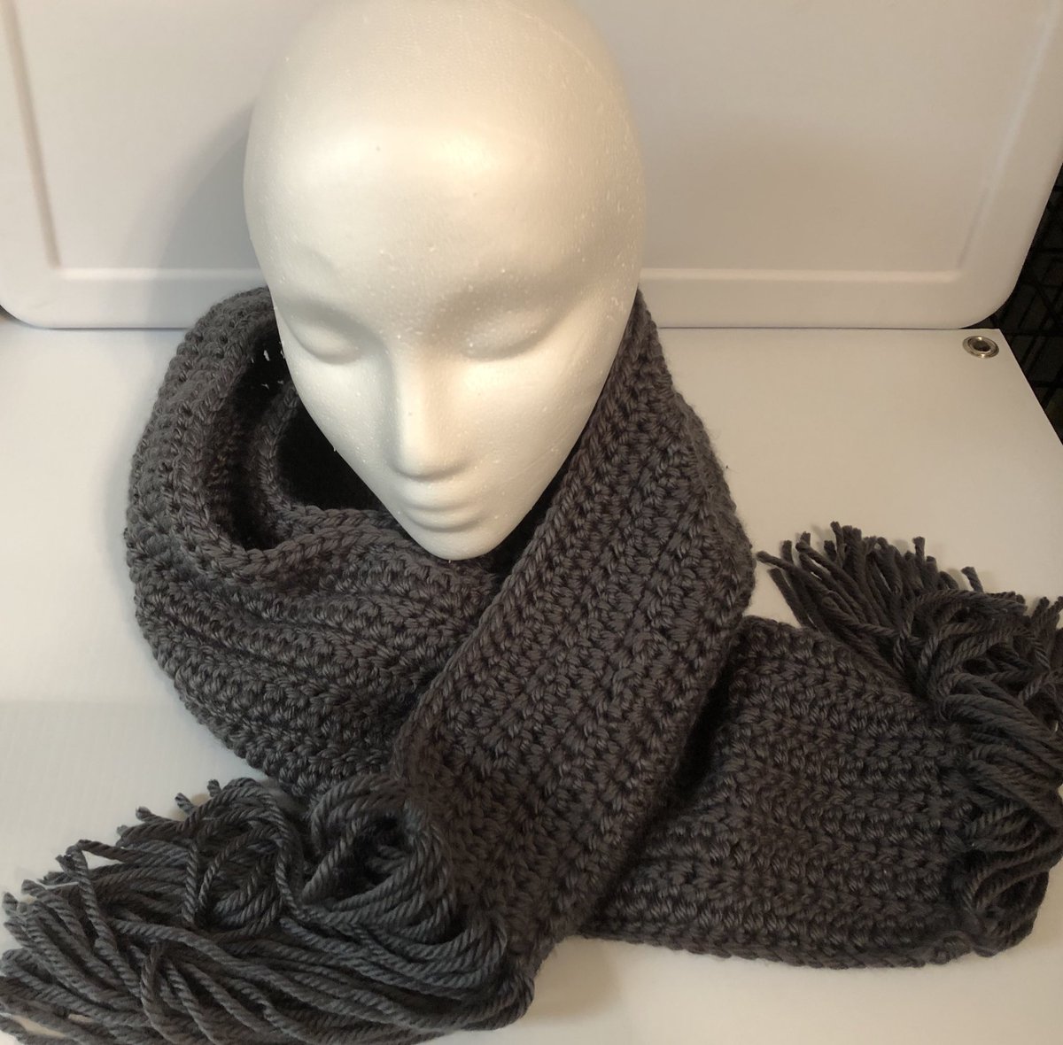 LiftingHard's tweet photo. Made this #scarf and I just love it! #crochet https://t.co/0y6JP14442
