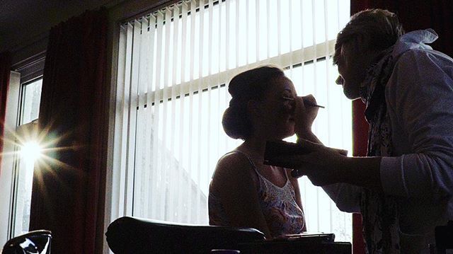 mikeywestcott's tweet photo. Bride prep - frame from new work coming soon!
.
.
#wedding #weddings #weddingseason #bride #bridepreparation #sihlouette #sunflare #flare #cinematography #filmmaking #filmmakers #production #sony #sonyalpha #sonyimages #makeup #artist #makeupartist #ear… https://t.co/Xw7r8KVY0b https://t.co/5kdegIaWAo