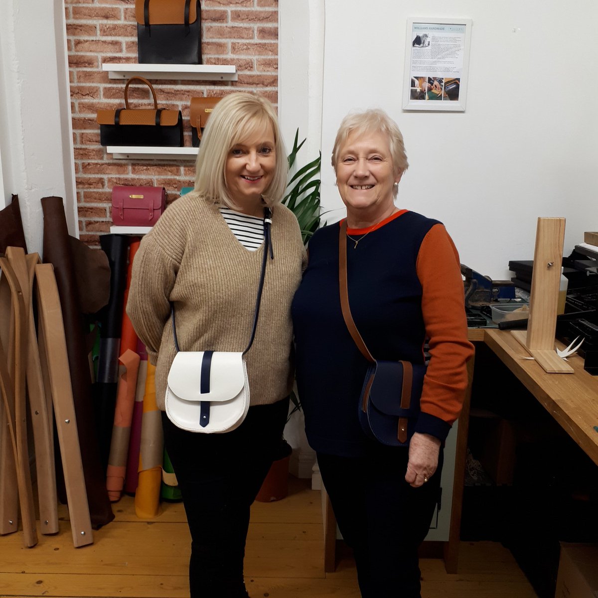 WBHandmade's tweet photo. Great one day saddle bag workshop today with a lovely bunch of ladies who all made amazing bags, each one looks so different with the different colour choices https://t.co/vGjqMCyAu6