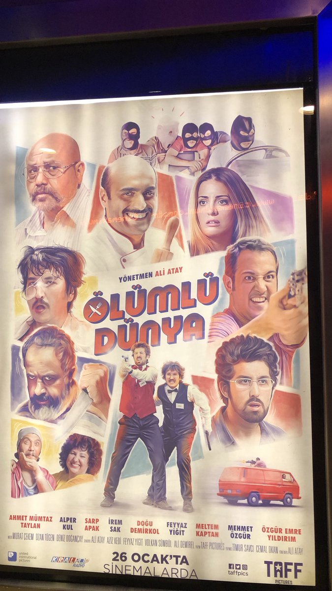 Uzun zamandır izlediğim en saçma ve en eğlenceli film! Bi daha, bi daha izlenir.. İzleyin, izletin #ÖlümlüDünya