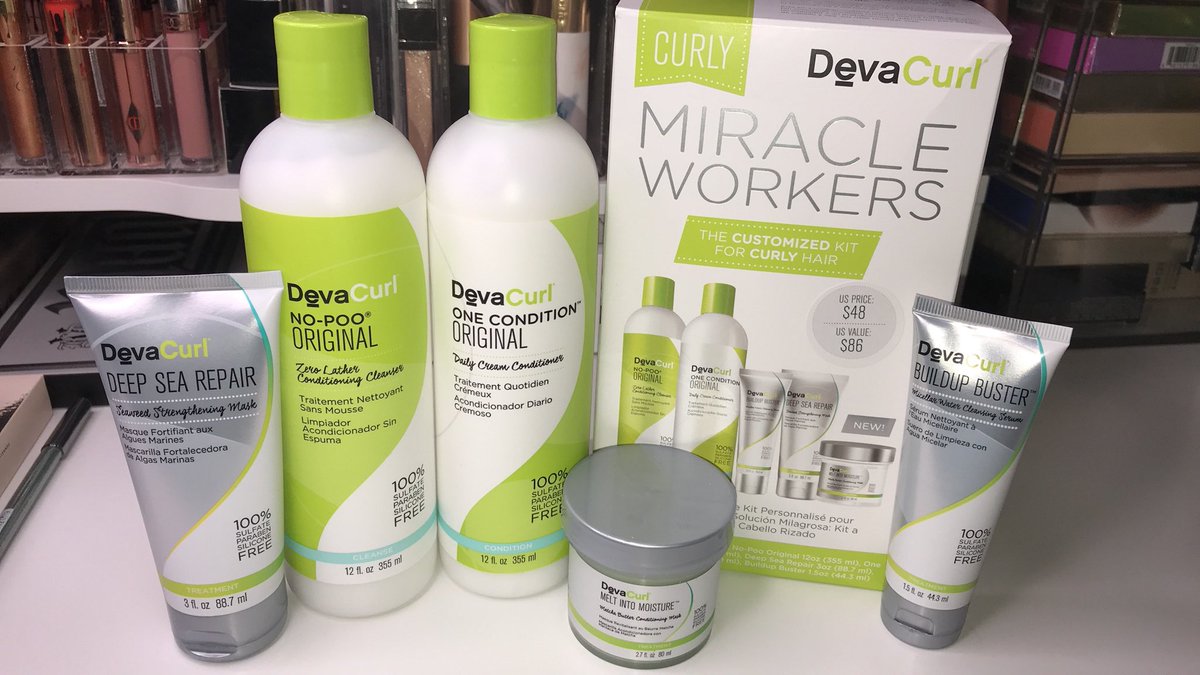 Jami_Rae's tweet image. Super excited for this package because I needed backups of the No Poo &amp;amp; One Condition! 🙌😍 I definitely don’t want to run out. My #curlgame is strong af right now. 😏➰➰➰