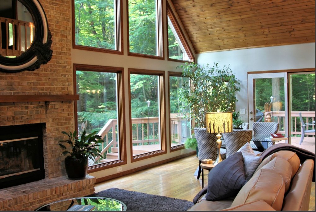 Home_Escape's tweet photo. Relax in this secluded family home by the Chagrin River in Willoughby Hills, OH.  https://t.co/GA9XCOeme7 
#HomeEscape #Travel #Vacation #VacationRentals #VacationHome #ohiovacations #ohio https://t.co/bGiH9BwDGt https://t.co/50QRR3TxOV