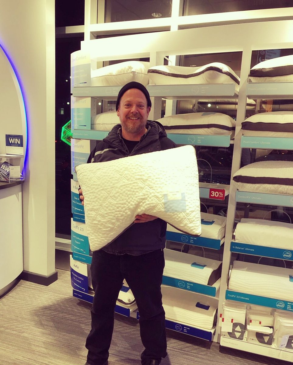 Valenomiya's tweet photo. #MySleepNumberStore so far your best choice!! #Ad #JustAddSleep https://t.co/huQTJTkGMQ