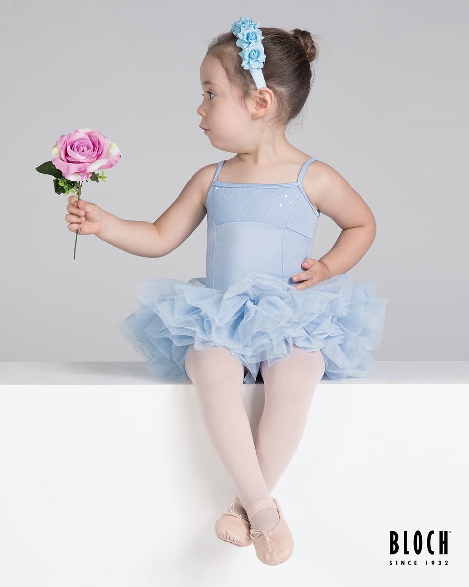BlochAU's tweet photo. Is your little treasure starting dance classes this year? Bloch are here to help them Bloom with all their dance essentials. Dancer: Eden. Image: @michael.vandekerkhof #blochau #bloomwithbloch #blochdance #bloch #back2dance #B2D https://t.co/yHMFdvzydc