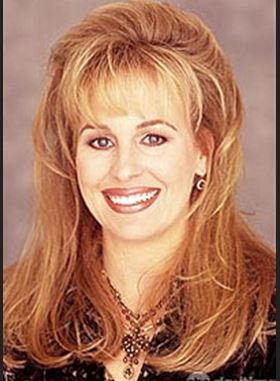 Greenbay531's tweet photo. One of the best part of a soap is their history, stories & legacy. We have watched Laura grow for 40 years on GH. She is a character that people know regardless if they watch daytime. Most important #GenieFrancis is a soap legend because she is a amazing actress.#GenieIsGH #GH https://t.co/cwg6djt41e