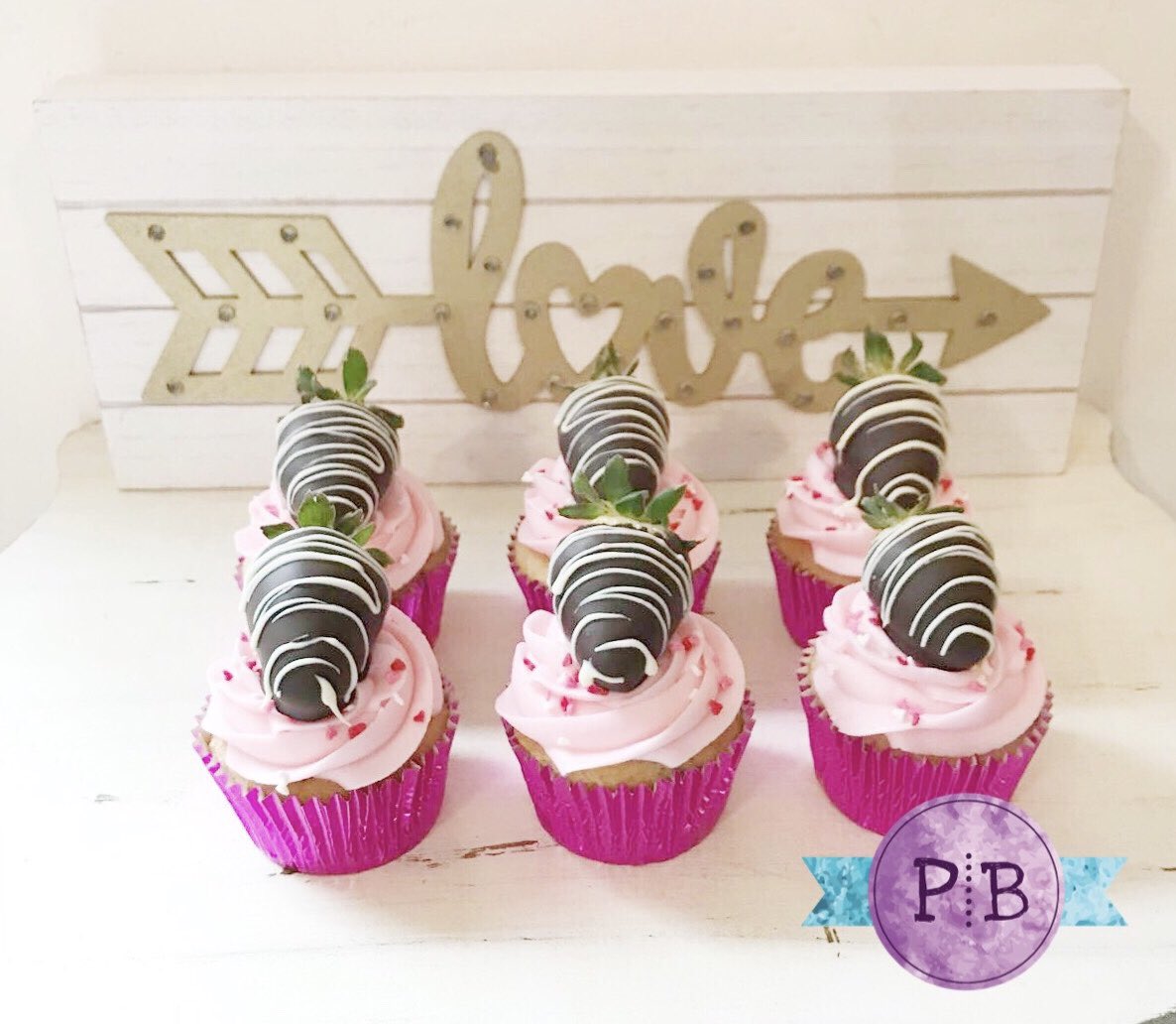 Picnic_Bakery's tweet photo. Hola Febrero! 💕 https://t.co/DyY3MJjpCm