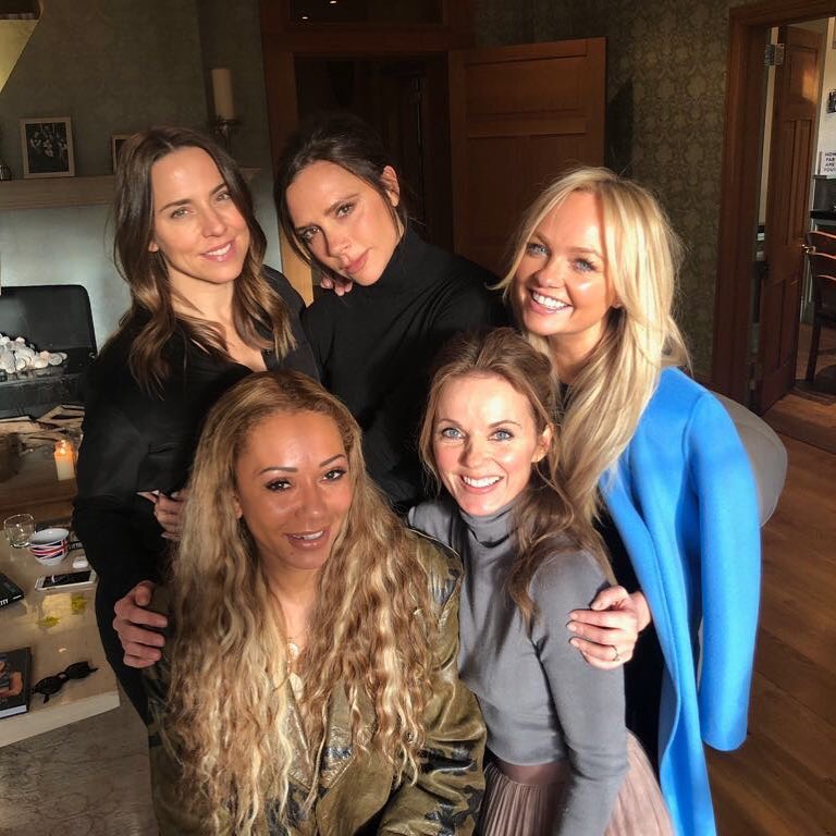 victoriabeckham's tweet image. Love my girls!!! So many kisses!!! X Exciting x #friendshipneverends #girlpower @OfficialMelB @MelanieCmusic @EmmaBunton @GeriHalliwell