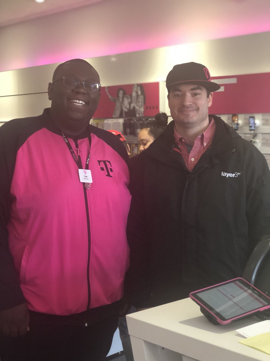 DARE2BGR8_KW's tweet photo. Welcoming our new Layer3TV family to T-Mobile #getoutthered @JohnLegere @tglover187 @JZ_Official1 https://t.co/aynmRLwpqL