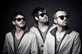 pacha_rosas's tweet photo. "Tu Sonrisa" de @Liquits suena en los altavoces del fin de los tiempos #ElArmagedon https://t.co/moijW8TTAI