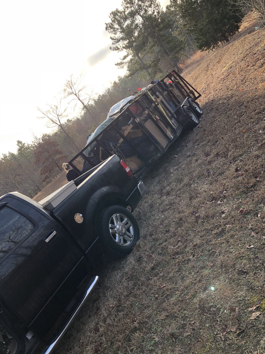 BelgardCody's tweet photo. Been a fun few days working outside but now it’s back to the restaurant today! https://t.co/lvBmR7SJfB