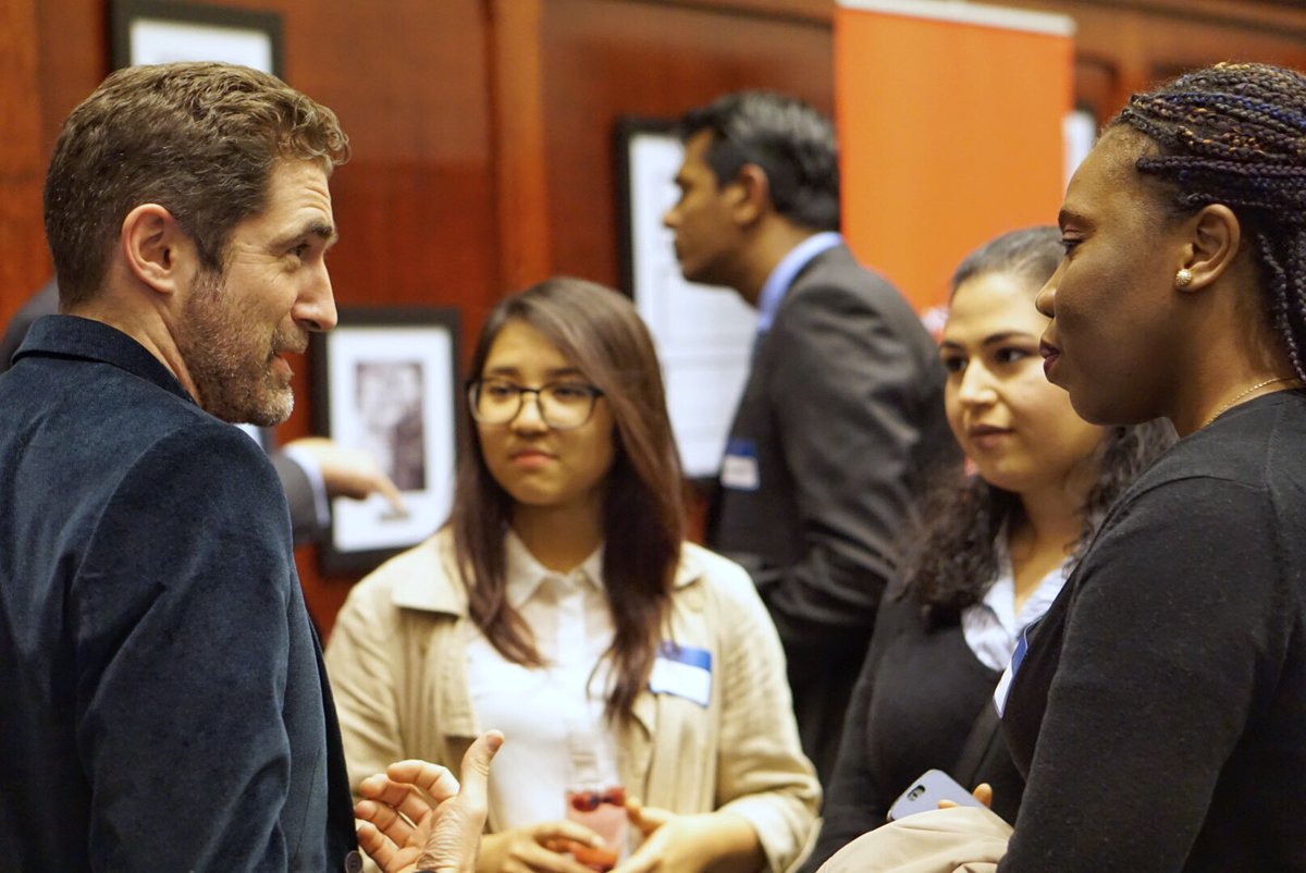 TWUalum's tweet photo. Incredible night! Career Meetup 2018 had over 150 students arrive dressed in their best to meet with business professionals. #ThrivingTogether #TWUalumni #BuildingTheNetwork https://t.co/FoBbqAnIdD