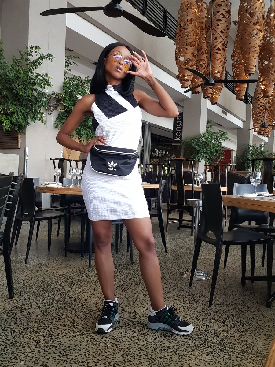 nomoozlie's tweet photo. 3 stripes, No ticks!👌😎🔥 @adidasZA https://t.co/PVuZkiSAut