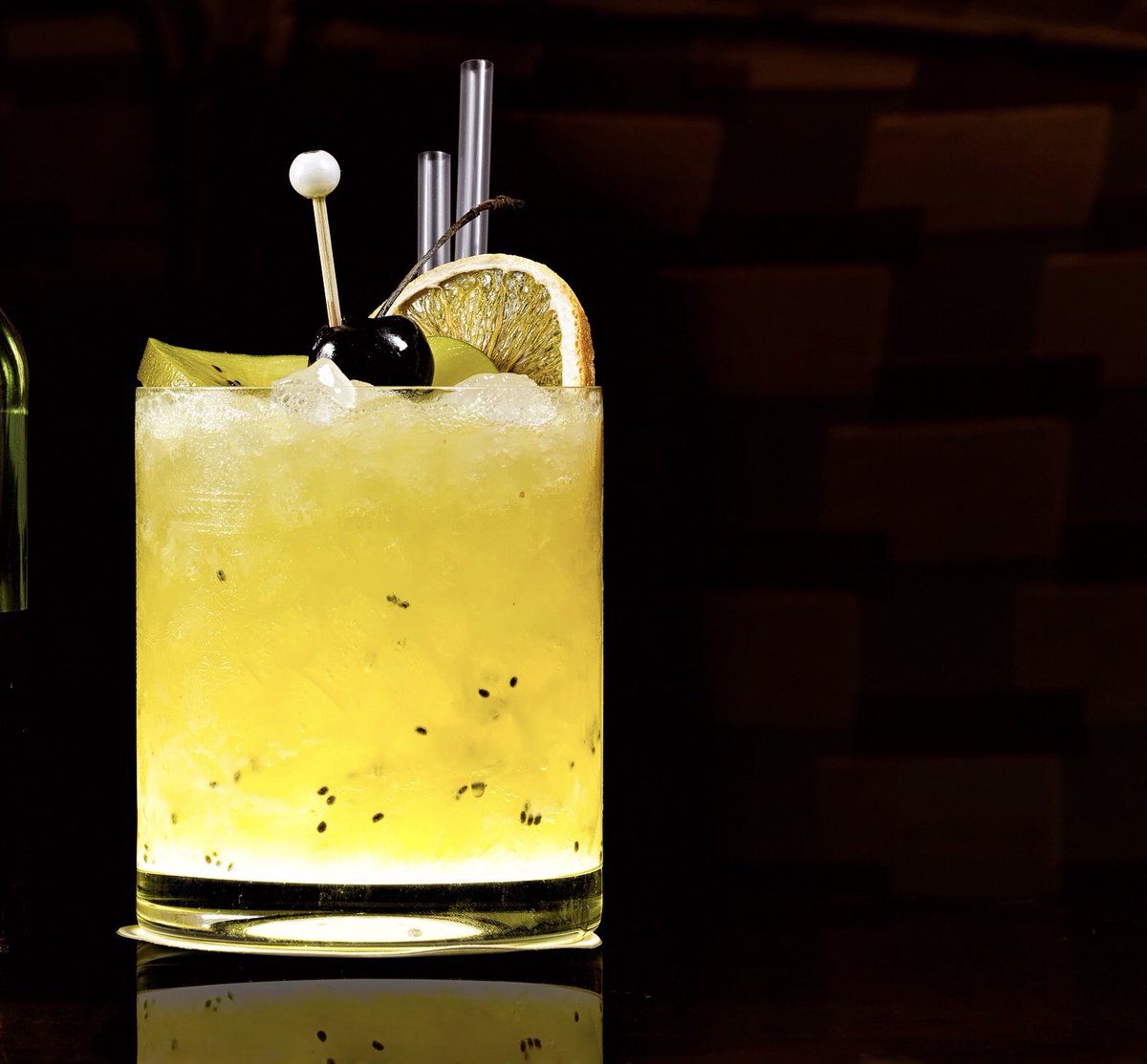 PetitBistro_'s tweet photo. Aren't we all glad #DryJanuary is over? 
We have the perfect cocktails to break that January Tradition, Tag two friends who would join you for a drink or two #FridayFeeling  #PhoneAFriend #WhoWantsToBeAMillionaire #weekendvibes #February #FinallyFebruary #FinallyFriday https://t.co/dIqDzADT5i