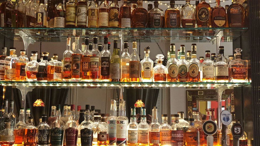 WhiskyAdvocate's tweet photo. The Kentucky Bourbon Trail’s Newest Entry Point Is Cincinnati: https://t.co/MBKy0ElTMR https://t.co/IvcNV4hN7E