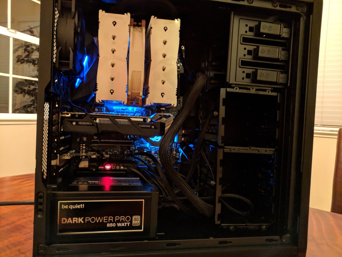 jonobacon's tweet image. The new studio machine is complete. I know, the cable manage is not all that, but I am not submitting this to a beauty contest. It is fast, decent DPC score, and should serve me well for the new album.