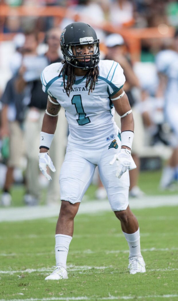 CCU_CAF's tweet photo. Congratulations to former Chant, Denzel Rice, on being signed by the Cleveland Browns recently! #gochants #chantsintheNFL 👌🏻🏉
Click the link to read more:
https://t.co/ioGOZIBzq7 https://t.co/PT2dx6VsKs
