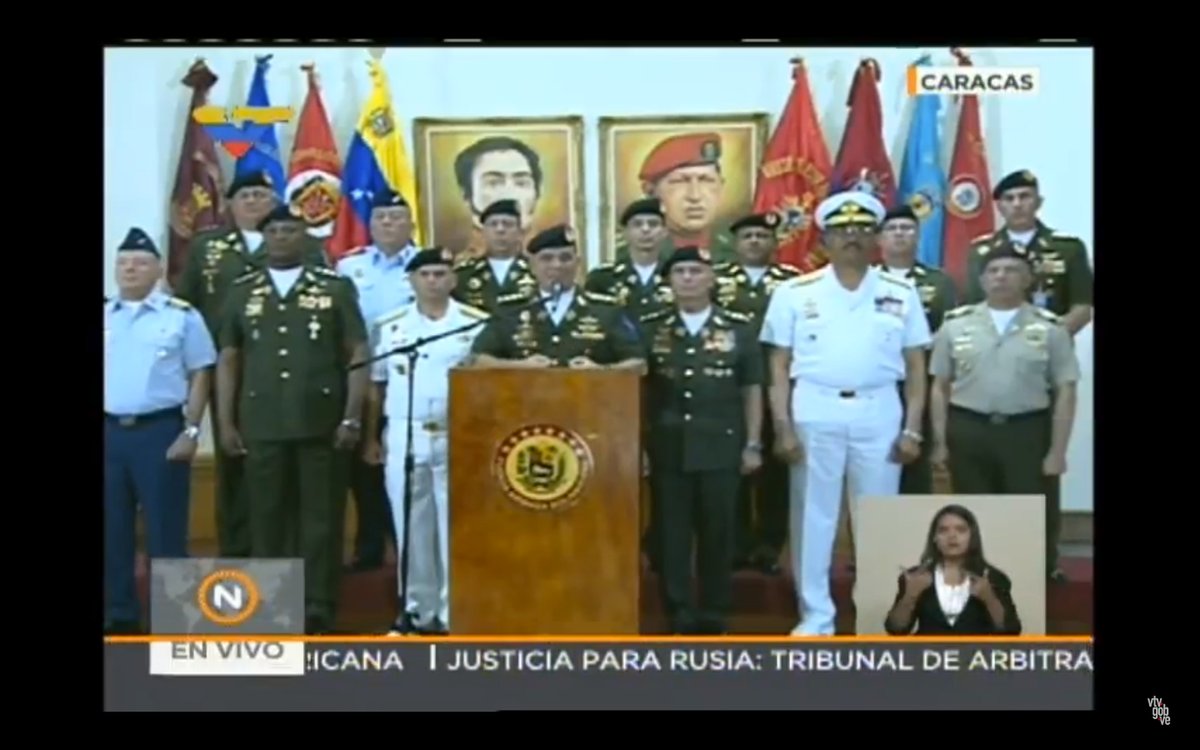 ConElMazoDando's tweet photo. Fanb rechazó declaraciones injerencistas de Rex Tillerson https://t.co/axCslPokQh https://t.co/hGEZcM9R9c #PsuvVaConNicolas //