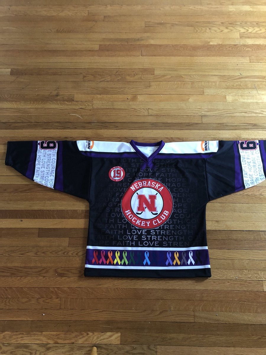 MikeGrinnell_'s tweet photo. Shout out to the beauties on @HuskerHockey who are raising money and awareness for cancer with these bad boys tomorrow night. Thanks for the jersey bice!! https://t.co/6oOZXF6t8P