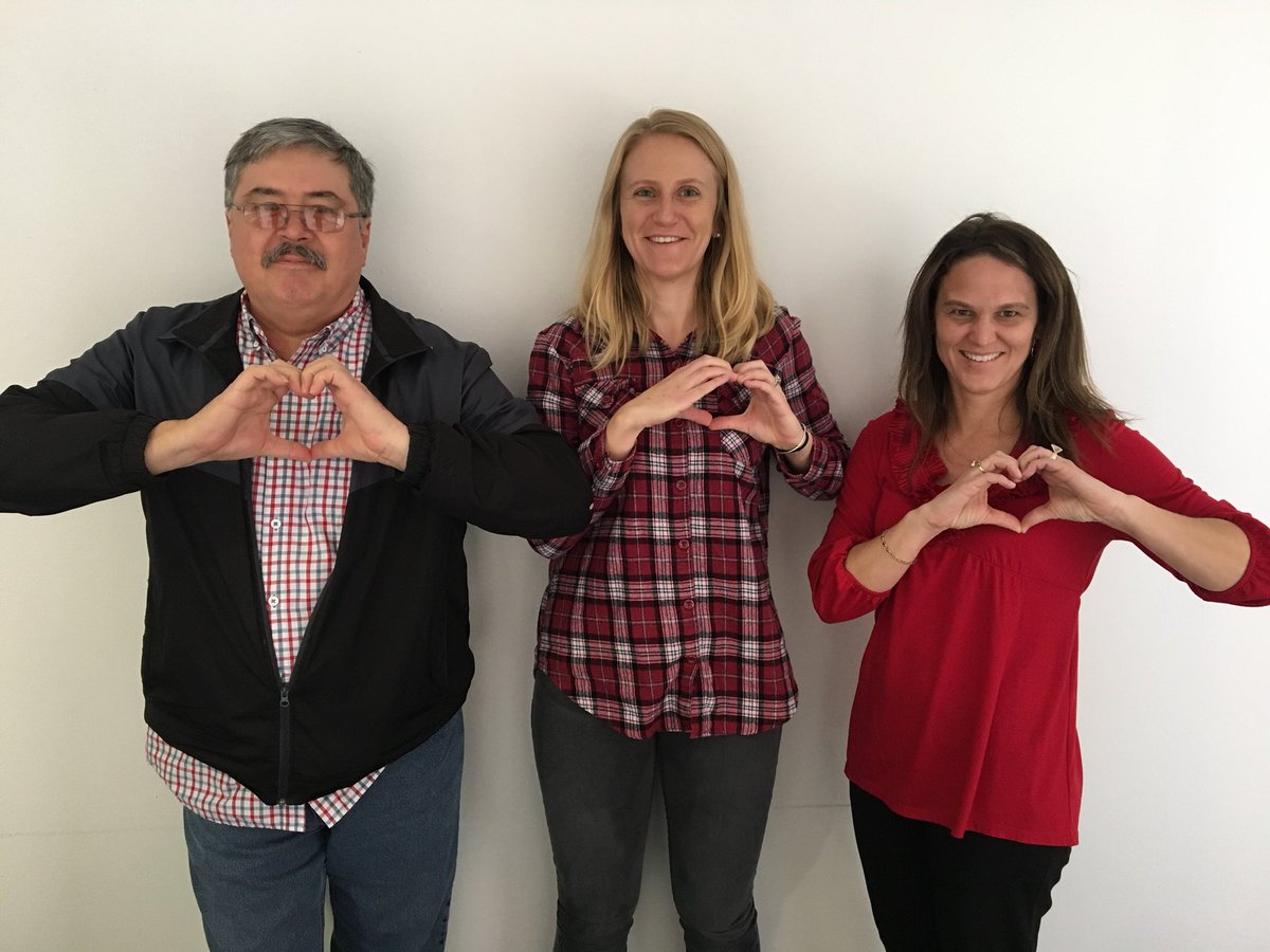 lnv_inc's tweet photo. We encourage everyone on #NationalWearRedDay to wear red and help raise awareness for heart health month! #CorpusGoRed #GoRedForWomen ❤️ https://t.co/e3LN4NhmFd
