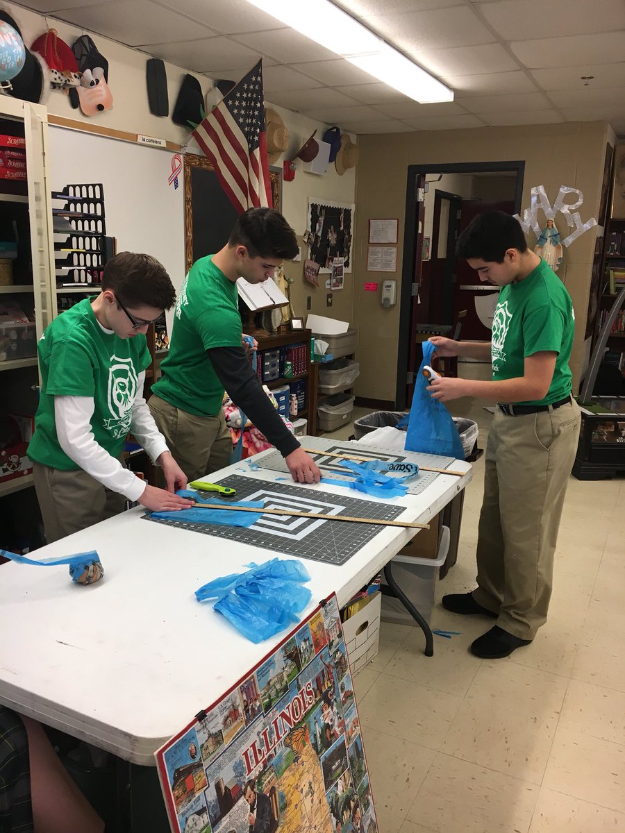 StPatrickHouse's tweet photo. 3rd Quarter Service Day at St. Mary’s School in Edwardsville #leprechauns #volunteer https://t.co/ux2vNcKL2v