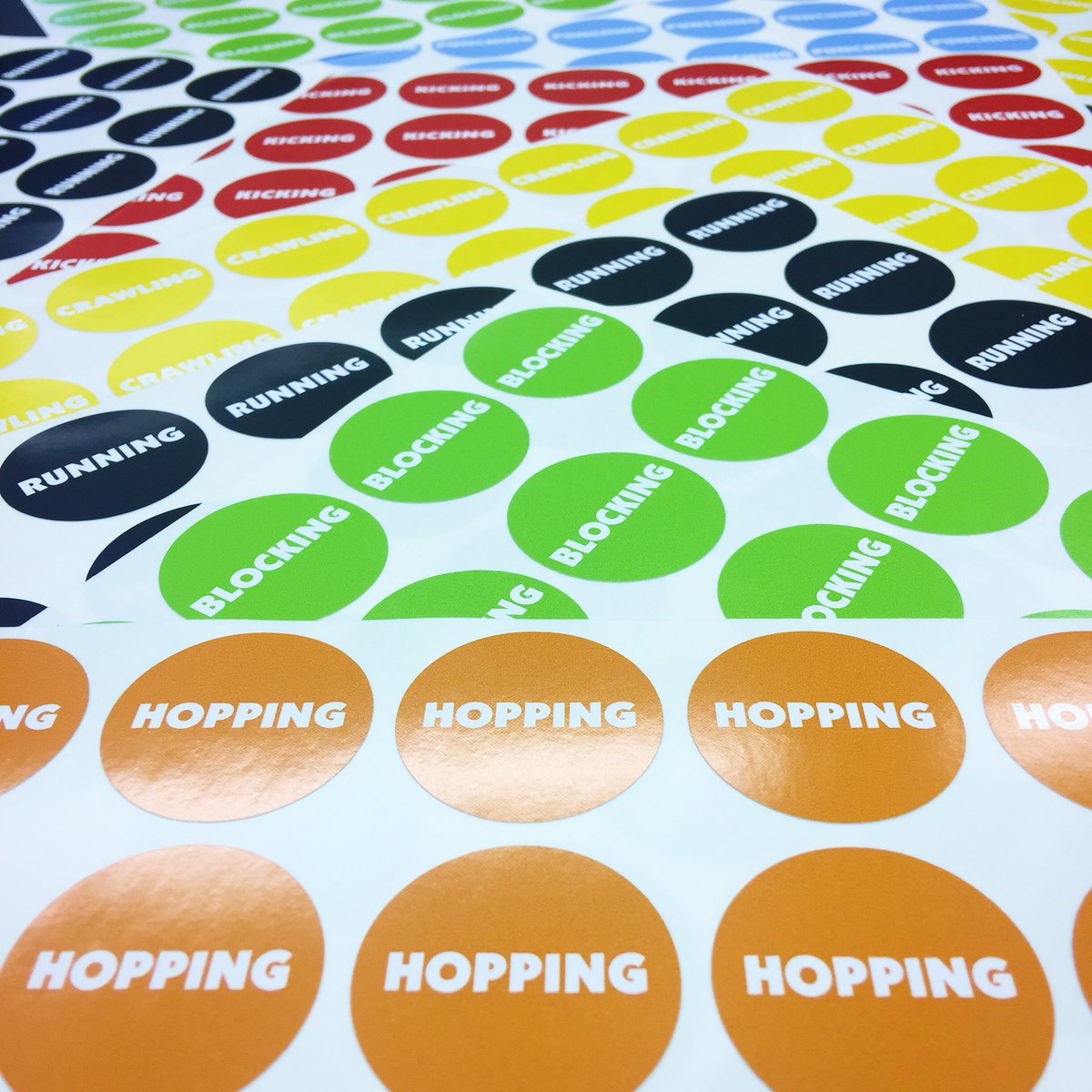 TygerDigital's tweet photo. Circular cut labels, any size, any quantity. We can also produce custom shape labels too. #labels #customshapelabels #selfadhesivelabels #vinyllabels #stickers #customstickers #wirral #wirralprinters https://t.co/KyPurVy96X