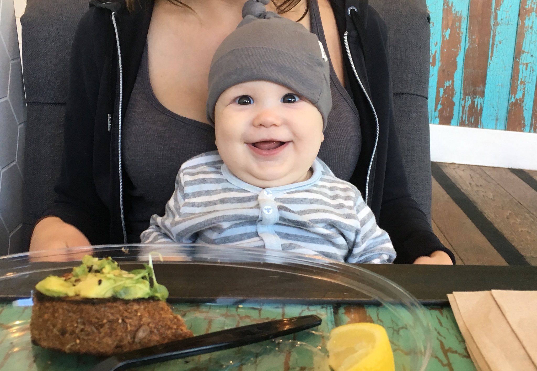Limbo Made It To San Diego And My Best Friend S Baby Is Looking Cuter Than Ever And I Want To Eat His Cheeks Oh My Goodness Gracious T Co Mhppbexnez Limbo Made It To San Diego And My Best Friend S Baby Is Looking Cuter Than Ever And I Want To Eat His Cheeks Oh My Goodness Gracious T Co Mhppbexnez