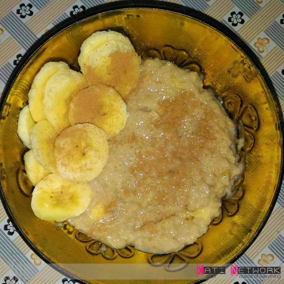 KatiNetwork's tweet photo. #KatFit | Oatmeal (209 Calories)
#KatNet #KatiNetwork #FitFam #Fitness #EatingLight #GettingHealth #MyFitnessPal #InstaFood #diy #recipe #nutrition #breakfast #dinner #oats #oatmeal #milk #regilait #fatfree #quaker #banana #fruits #nescafe #cinnamon
https://t.co/AUaihNKchk https://t.co/DdskfxFzgr