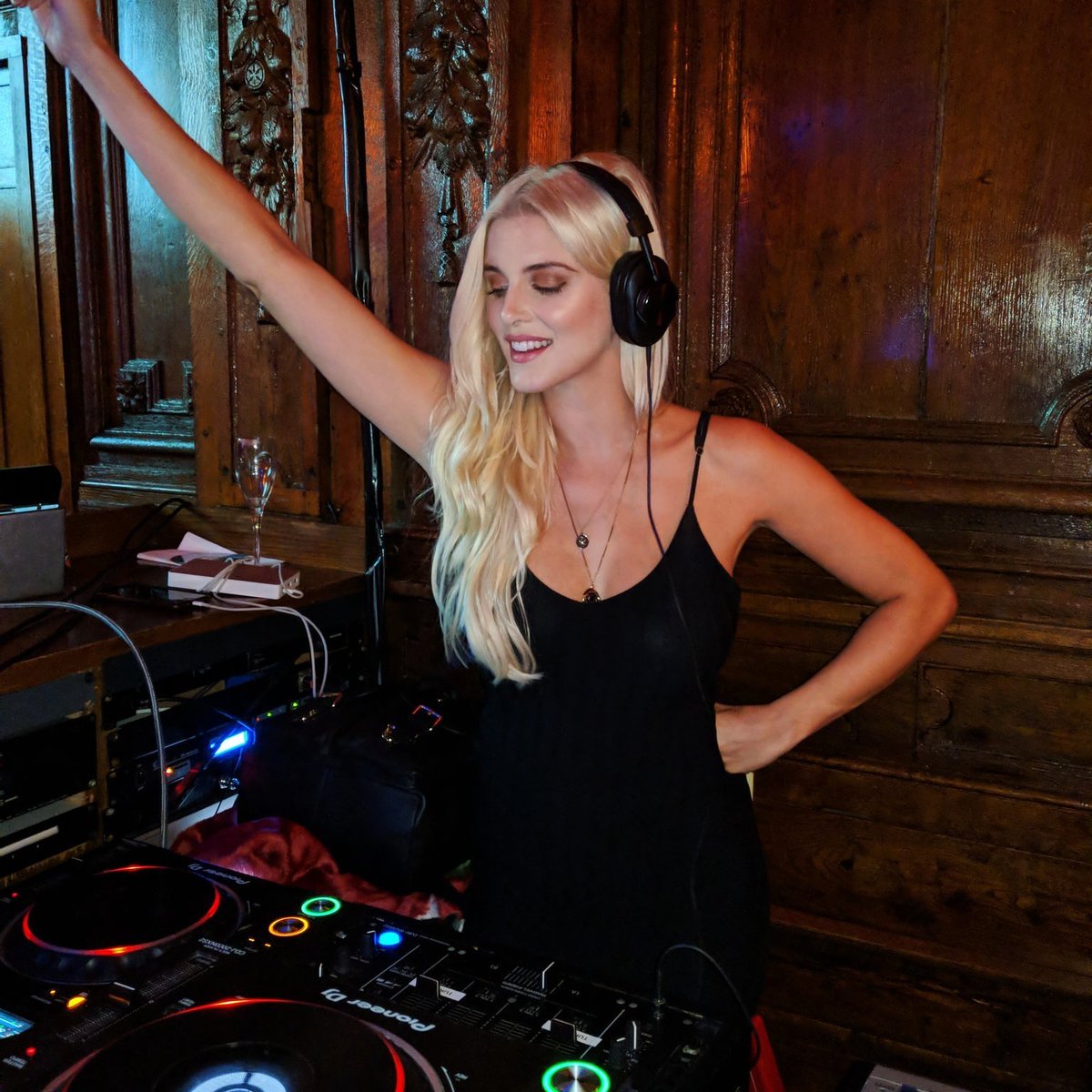 stormchasing100's tweet photo. Dj Ashley James #cbbashley @ashleyljames back #cbbjess @jess_impiazzi to win vote now, for someone change public opinion, what a true representing of the series this year. On 6443408 and they are 2 of my favourite glad they are now sisters in arms #cbb #CBBOTS #CBBUK vote now https://t.co/nVYA2c300h