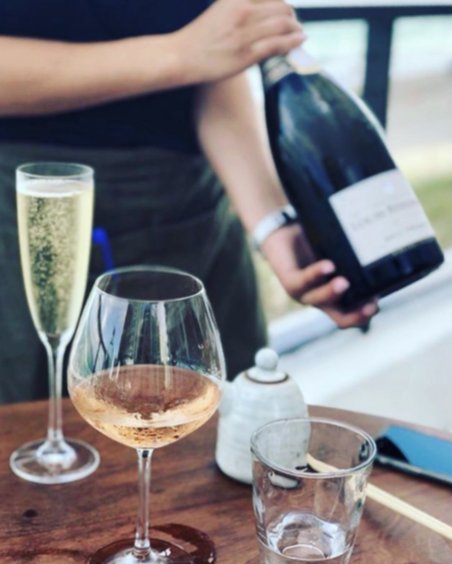 Rosé All Day at <a href="/ETARURestaurant/">ETARU Restaurant</a> ✨ 🍾 #SundayBrunch