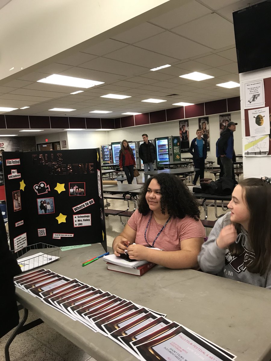 karla_kossow's tweet photo. SPIN NIGHT at MFHS wasagreat success!  Here are a few of our favorites! #mfhsedchat #mfhslmc #fallspride #mfhsfallsathletics https://t.co/gDuHLi1Dq0