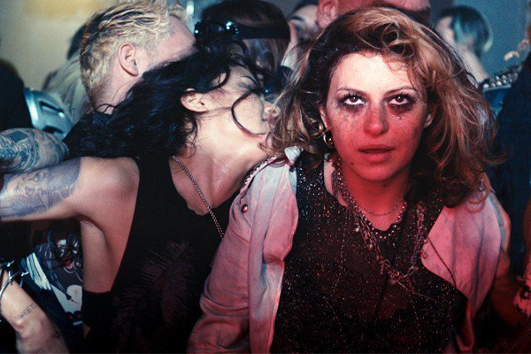 LAFilmFestival's tweet photo. .@AmberTamblyn's directorial debut PAINT IT BLACK starring @ShawkatAlia premiered at the 2016 #LAFilmFestival. Celebrate #FemaleFilmmakerFriday by streaming it on @Netflix, available starting today! https://t.co/s6cYVzX4IZ