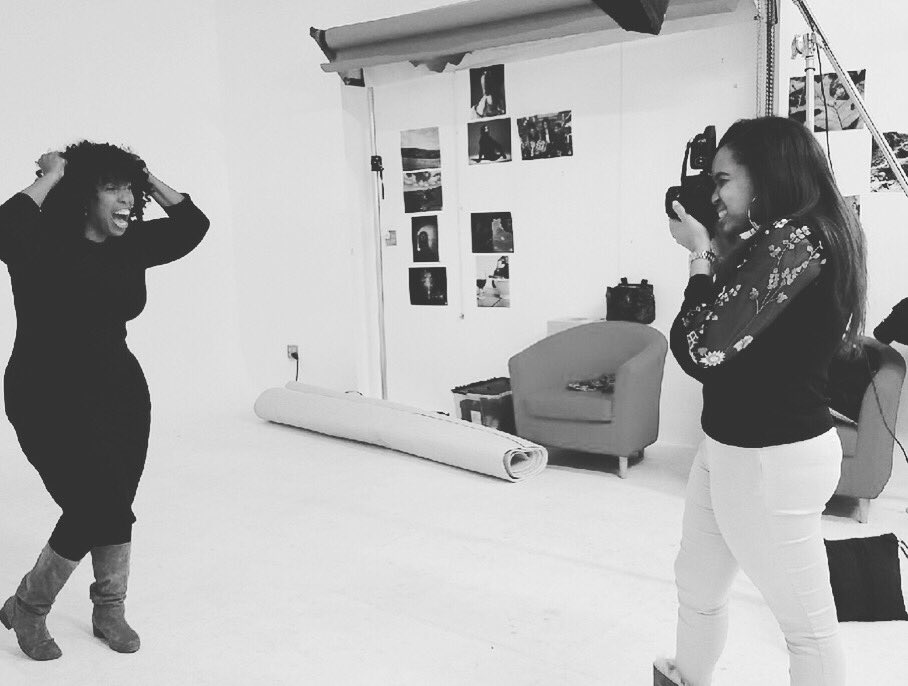 MsOday's tweet photo. I had the pleasure of being photographed by over 10 talented #photographs in one night. Lots of #dancing, #smizingeyes and #powerposes #plussizefashion #fullfiguredmodel #effyourbeautystandards #celebratemysize #printmodel #lifesarunway #plussizemodel #werk https://t.co/x0cX4lnaTA